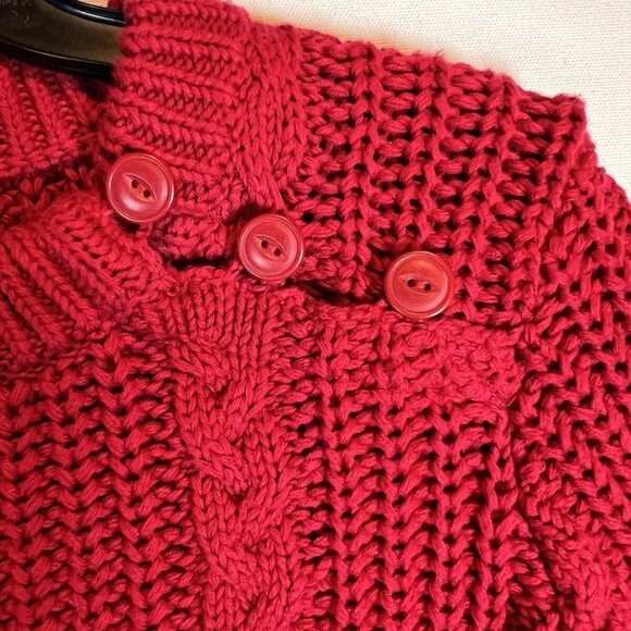 LL Bean Cable Knit Chunky Pullover Crew Neck Sweater Size M Button Shoulders Red - Picture 3 of 8